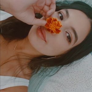 Meet your Posher, Veronica